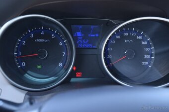 Hyundai ix35 - 11