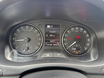 Škoda Roomster 1,6 TDI AMB bez koroze - 11