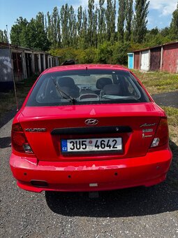 Hyundai Accent - 11