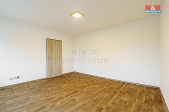 Prodej nájemního domu, 802 m², Sokolov, ul. Nádražní - 11