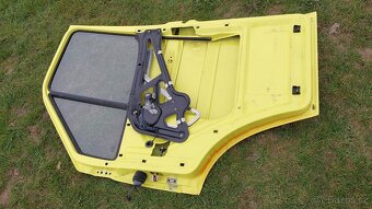 MERCEDES SPRINTER 903 – DVEŘE PRAVÉ PŘEDNÍ - 11