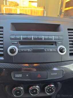 Mitsubishi Lancer - 11