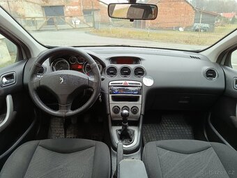 Peugeot 308 SW 1.4 vti 2010 na náhradní díly - 11