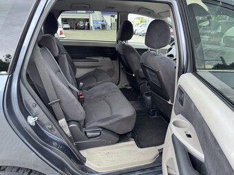Mitsubishi Grandis, 2.0 DI-D 100 kW, 7 míst - 11