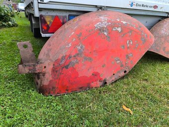 Zadní blatníky Zetor 25 lízátka - 11