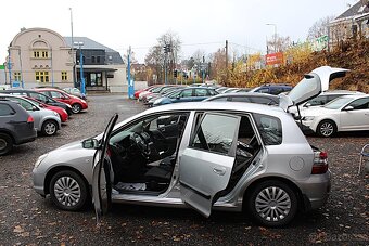 Honda Civic 1.4i - 11