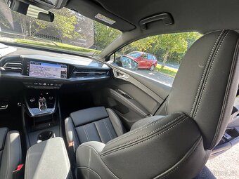 Audi Q4, 45 E-TRON 1.MAJ/QUATTRO/ČR/DPH - 11