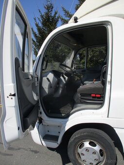 Avia D75 EL, skříň, čelo, ev.č. 25079 - 11