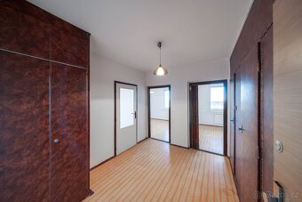 Byt 3+1, 65 m² + zasklená lodžie, Orlová - Lutyně - 11