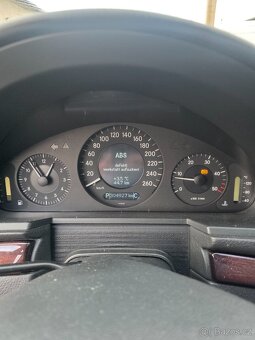 Prodám Mercedes E220 cdi PEVNÁ CENA - 11