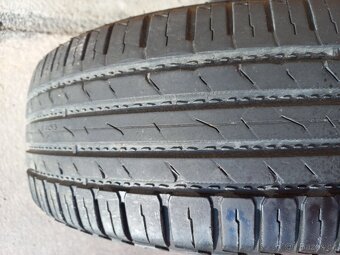 Prodám letní pneu 225/70R16 - 11