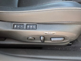 Opel Insignia GSi (154kw) - 11