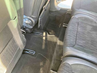 Citroën C4 Grand Picasso EXCLUSIVE,automat,7.MÍST,tažné - 11