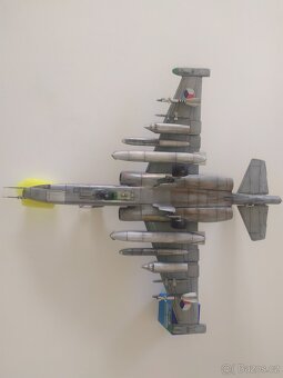 model letadla Su-25K 1/48 - 11