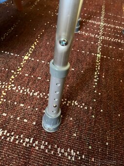 Čtyřbodové pevné chodítko - úzké - sleva - 11