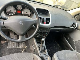 Peugeot 206+ - 11
