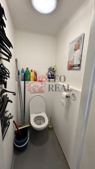 Pronájem obchodních prostor centrum Uherské Hradiště - 11