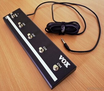 VOX AV30 - kytarové lampové modelingové kombo - 11