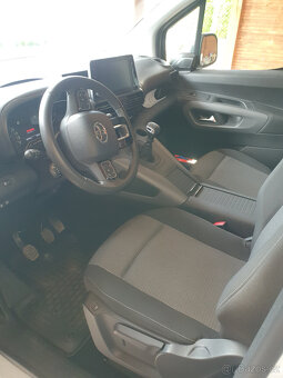 Toyota Proace City Verso 1.5 D-4D 130K 6 M/T Long 7 míst - 11