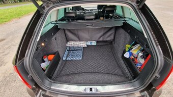 Rezervováno Škoda Superb Combi Exclusive 2,0 TDI 125 kw - 11