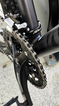 Horské kolo  s osazením Shimano Deore XT, kola 29", rám 19 - 11