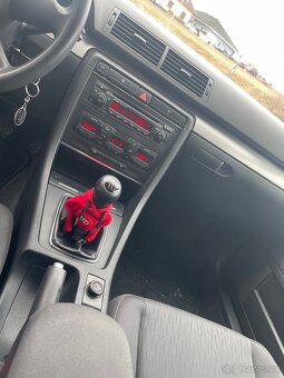 Audi A4 B7 2.0 i 96kW - 11