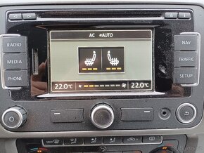 VW T5 Caravella 2,0tdi 132kw long 4x4 - 11