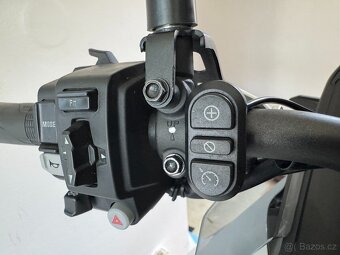 Honda Transalp XL 750 - 11
