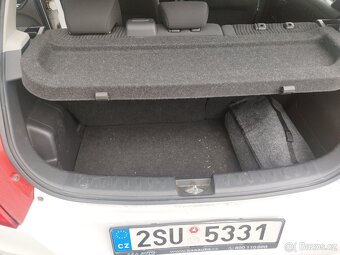 Prodám Suzuki Swift rok výroby 2012 najeto 180 000 km benzín - 11