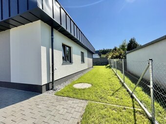 Pronájem bytu 4+kk 80 m², zahrada 85 m², Včelná - 11