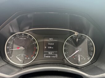 ŠKODA OCTAVIA II 2.0 TDi facelift - 11