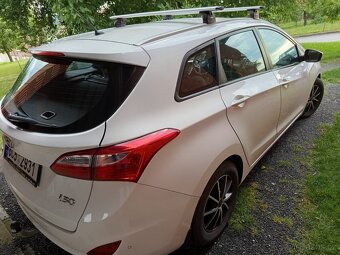 Hyundai i30 combi - 11
