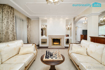 Prodej, rodinný dům, 314 m2, Karlovy Vary - Mezirolí - 11