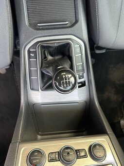 VW golf VII comfortline Sportsvan - 11