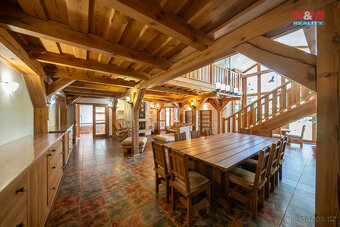 Prodej rodinného domu v Horních Loučkách, s pozemky 7917 m² - 11