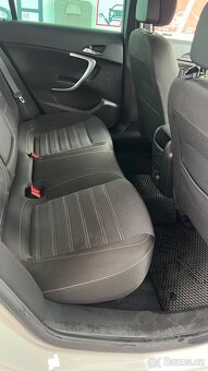 Opel Insignia 2016 – 1.6 CDTi Diesel – Bílá - 11