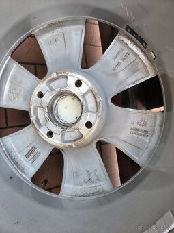 KRÁSNÁ ORIGINAL ZIMNÍ SADU ALU KOL PEUGEOT 2008 - 11