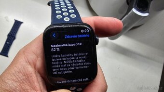 Apple Watch 7 black 45mm - drobná chyba - 11