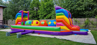 Nafukovací překážková dráha koule BigBallers Wipeout skákací - 11