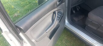 Ford Focus C-MAX 1.8 benzin - 11