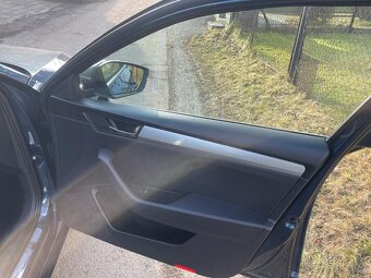 Skoda Superb 1.6 TDI kombi Led 2018 - 11