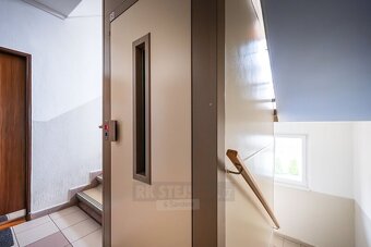 Prodej bytu 3+1, 64 m² + balkon, Suché Vrbné, České Budějovi - 11