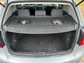 Volkswagen Golf V - 11