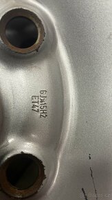 Letní pneu 195/65 R15 Pirelli + disky 5x112 - 11