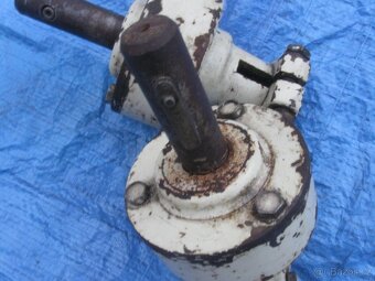 Malotraktor Fortschritt E 930 / E 931.50 volnoběžky - 11