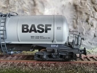 Roco cisterny Basf - 11