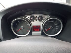 Ford Focus, 1.6 16v 74kW - 11