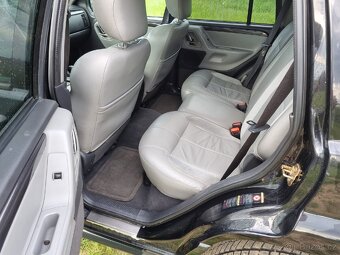 Grand Cherokee Overland Black Pearl Series 2.7CRD - 11