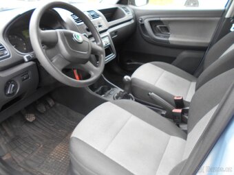 ŠKODA FABIA 2 1.4 16V 63 KW R.2012 SERVISNÍ KNÍŽKA - 11