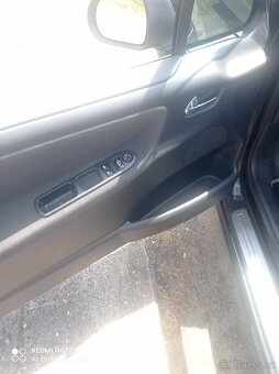 Peugeot 207 ,1,6 benzín Cabrio - 11